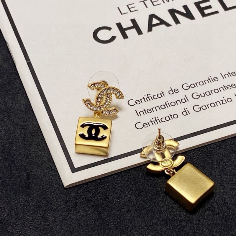 Ch**el earrings